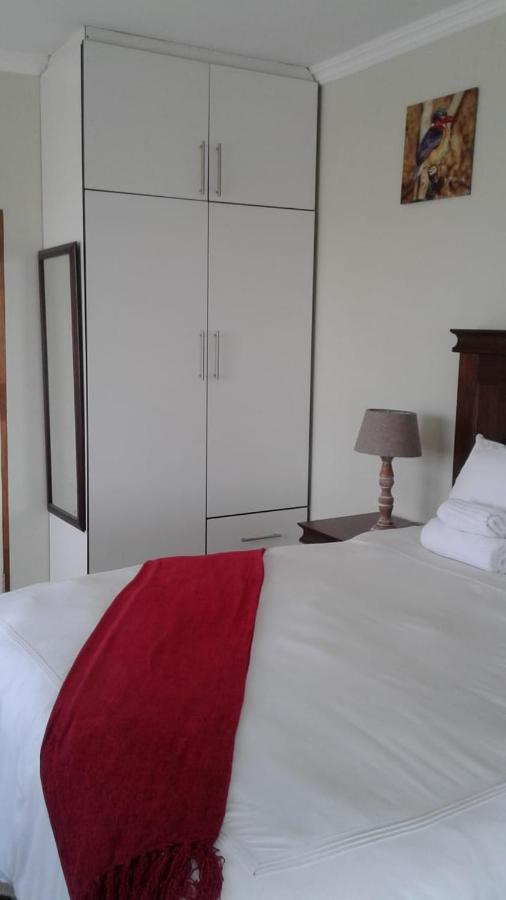 Vinolux Guest House 움타타 외부 사진